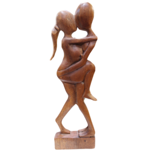 Statuetă decorativă din lemn cuplu îmbrățișat